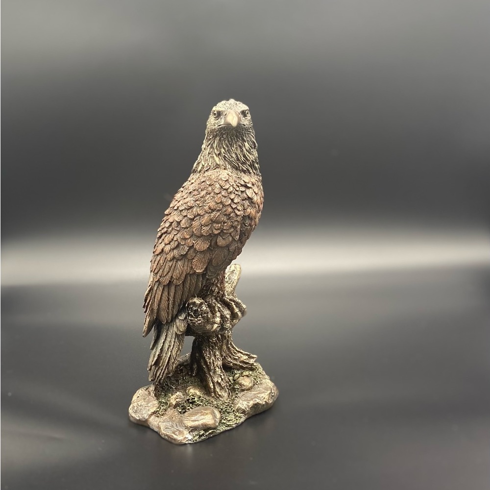 9.5 Eagle Figurine Home Decor